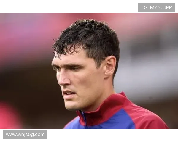 每体：克里斯滕森伤情复杂，左脚跟腱受伤后他正采取保守治疗